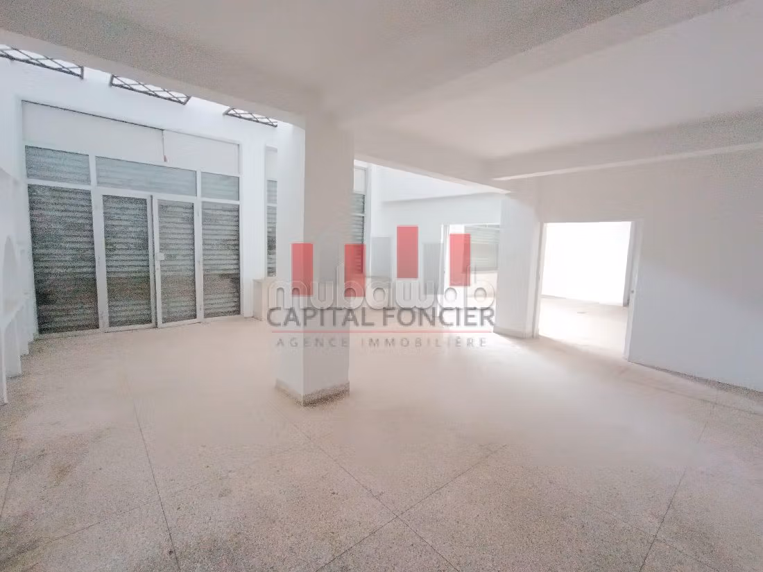 مكاتب ومحلات للبيع -بحي السلام -السيال. المساحة الكلية 430 م². 