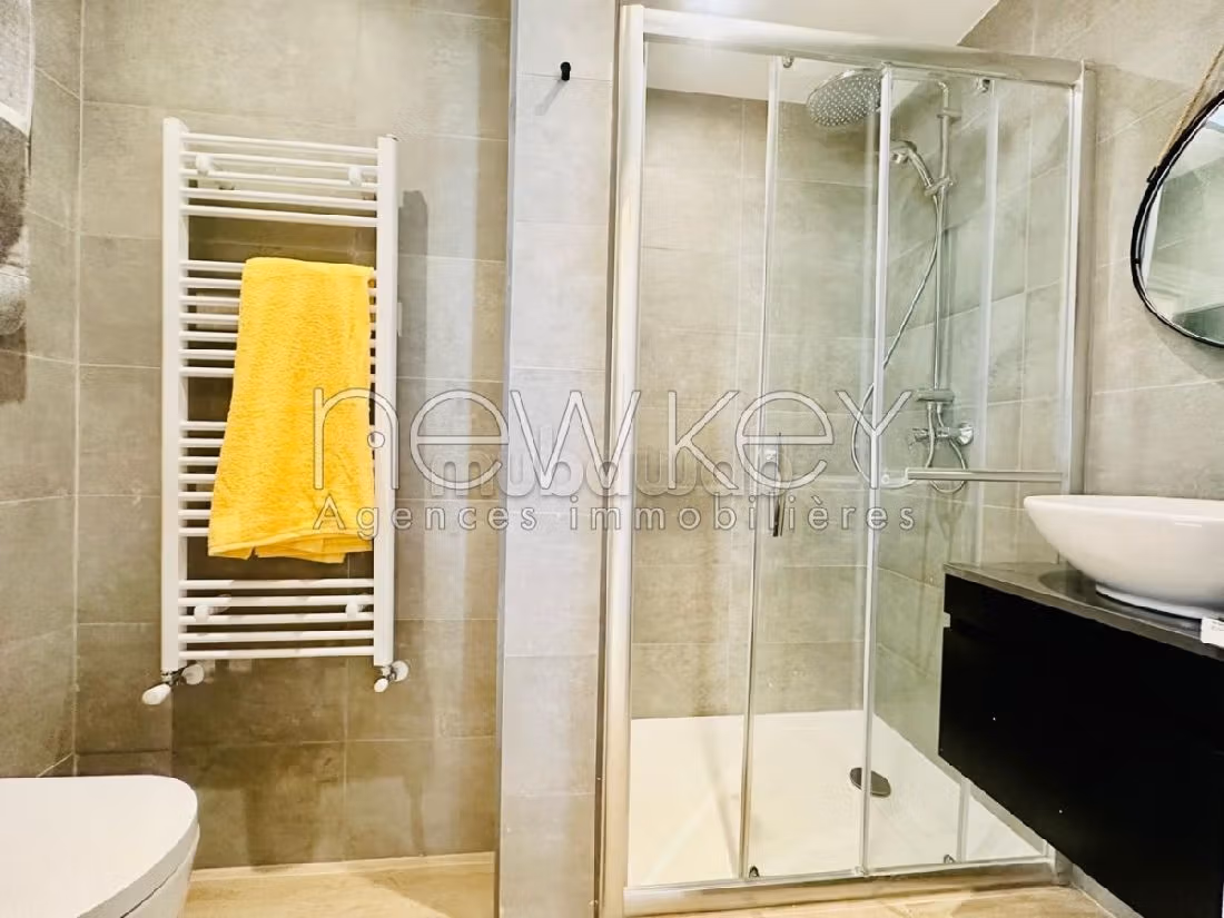 Apartment for sale in Ain Zaghouan Nord. 1 lovely room. Carpark, Balcony