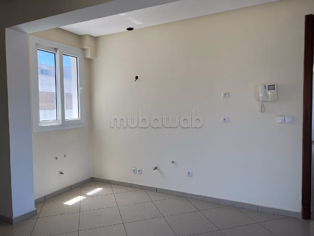 Te koop: appartementen in Centre. 1 Ruimte. Terras en lift. 