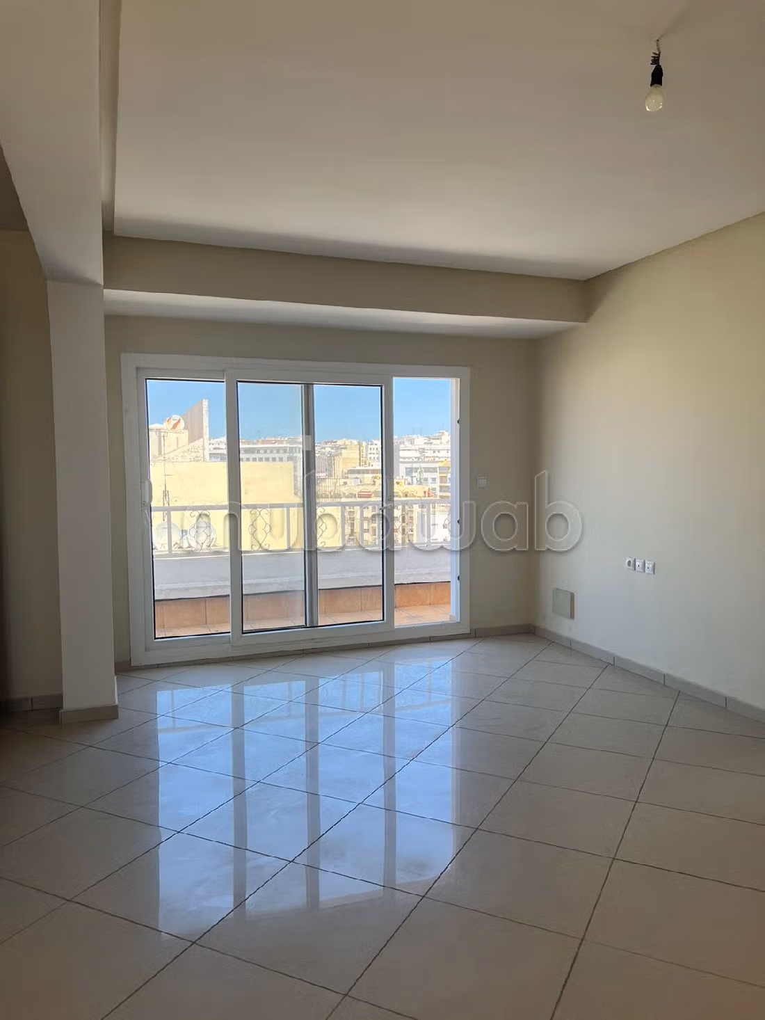 Te koop: appartementen in Centre. 1 Ruimte. Terras en lift. 