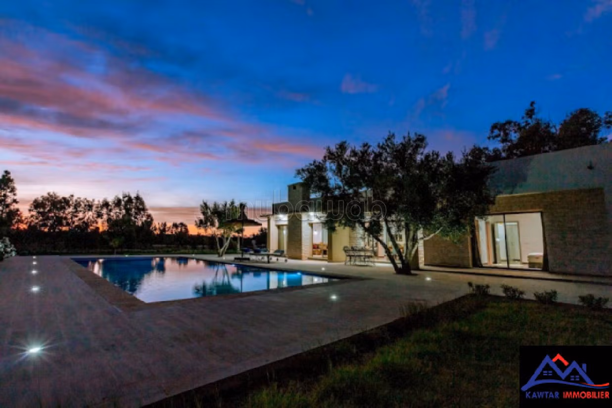 Luxury house for rent in Idaougard. 3 lovely rooms. Carpark and terrace