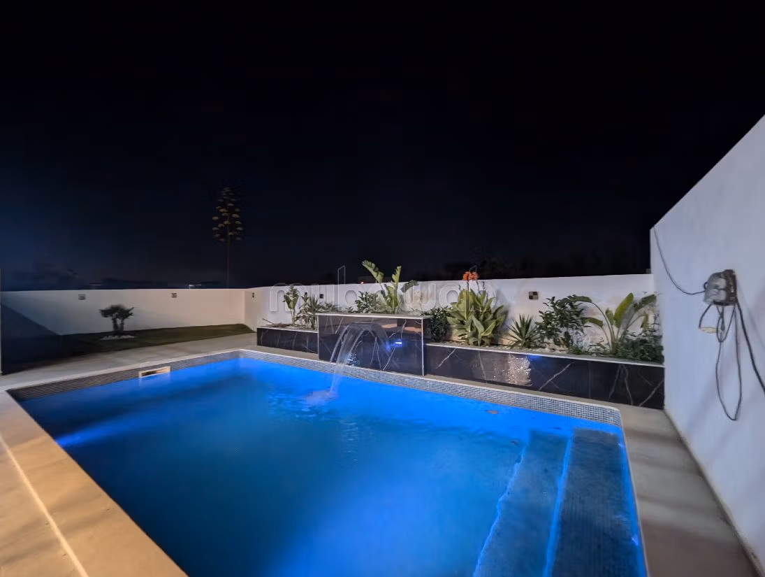 Maestosa residenza di lusso in vendita a Djerba. 3 camere. Giardino e terrazzo. 
