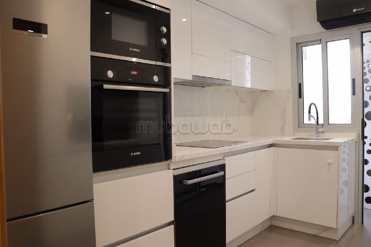 Se alquila este piso en Tanger City Center. 2 dormitorios. Bien decorado.