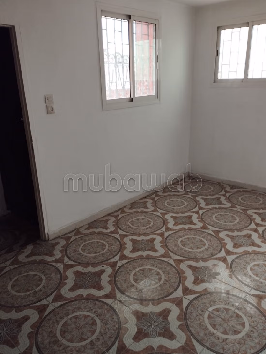 Vendita di un bell'appartamento a Hay Adil. Superficie totale 156 m². Balcone di grandi dimensioni. 