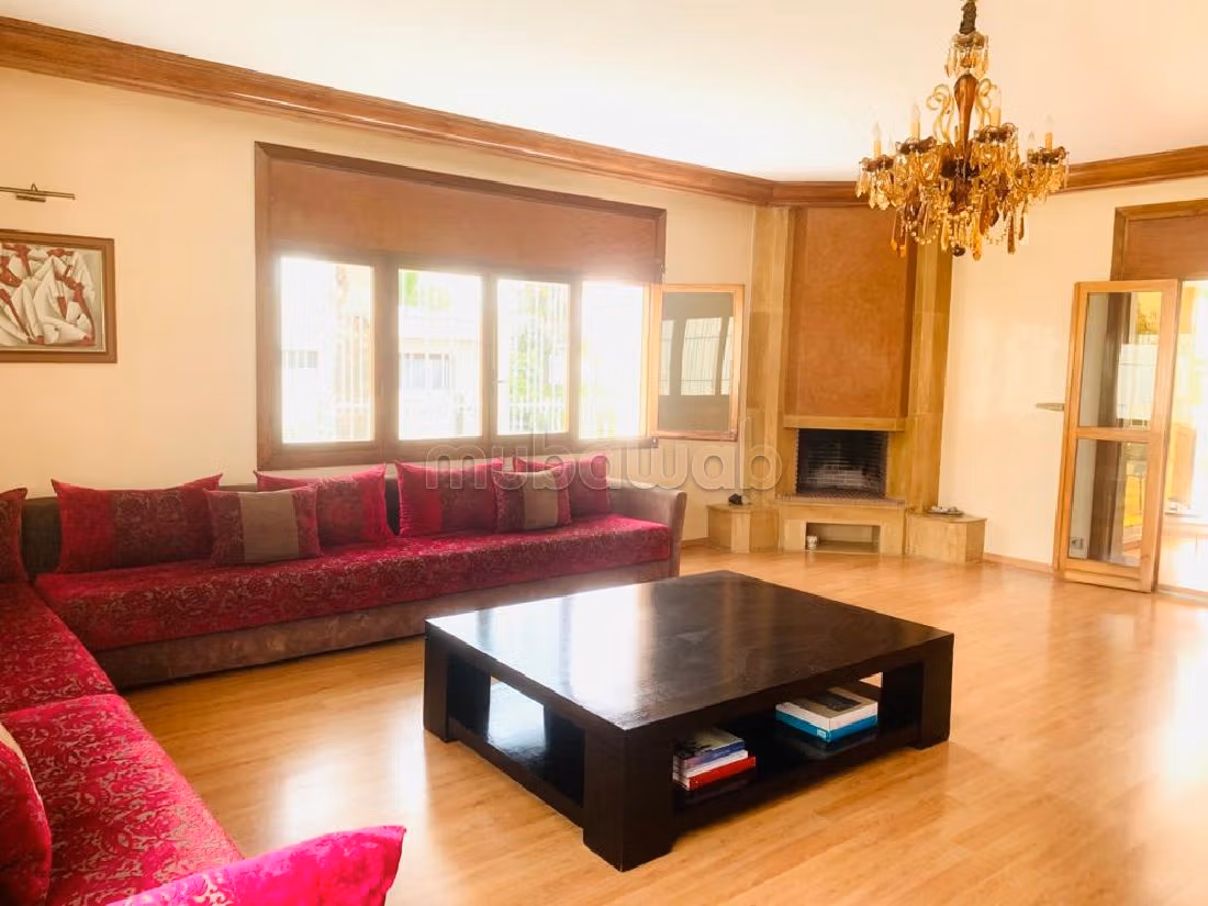 Location étage de villa meublée val d' anfa