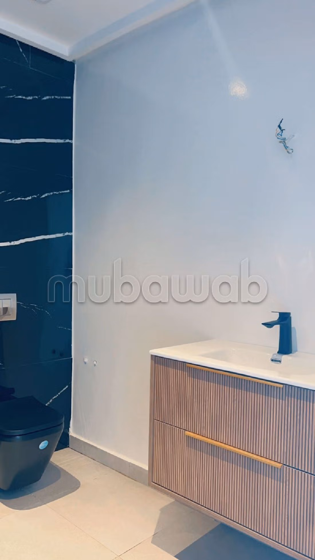 فيلا جميلة للبيع طريق فاس ب. 12 قطع. 