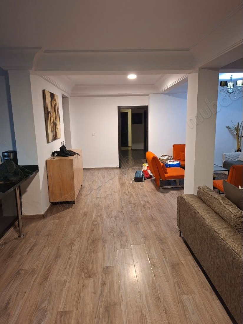 Apartment for rent in Gauthier. 4 beautiful rooms. Well decorated.