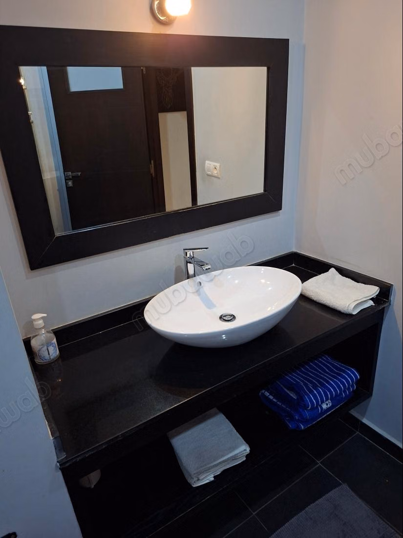 Apartment for rent in Gauthier. 4 beautiful rooms. Well decorated.