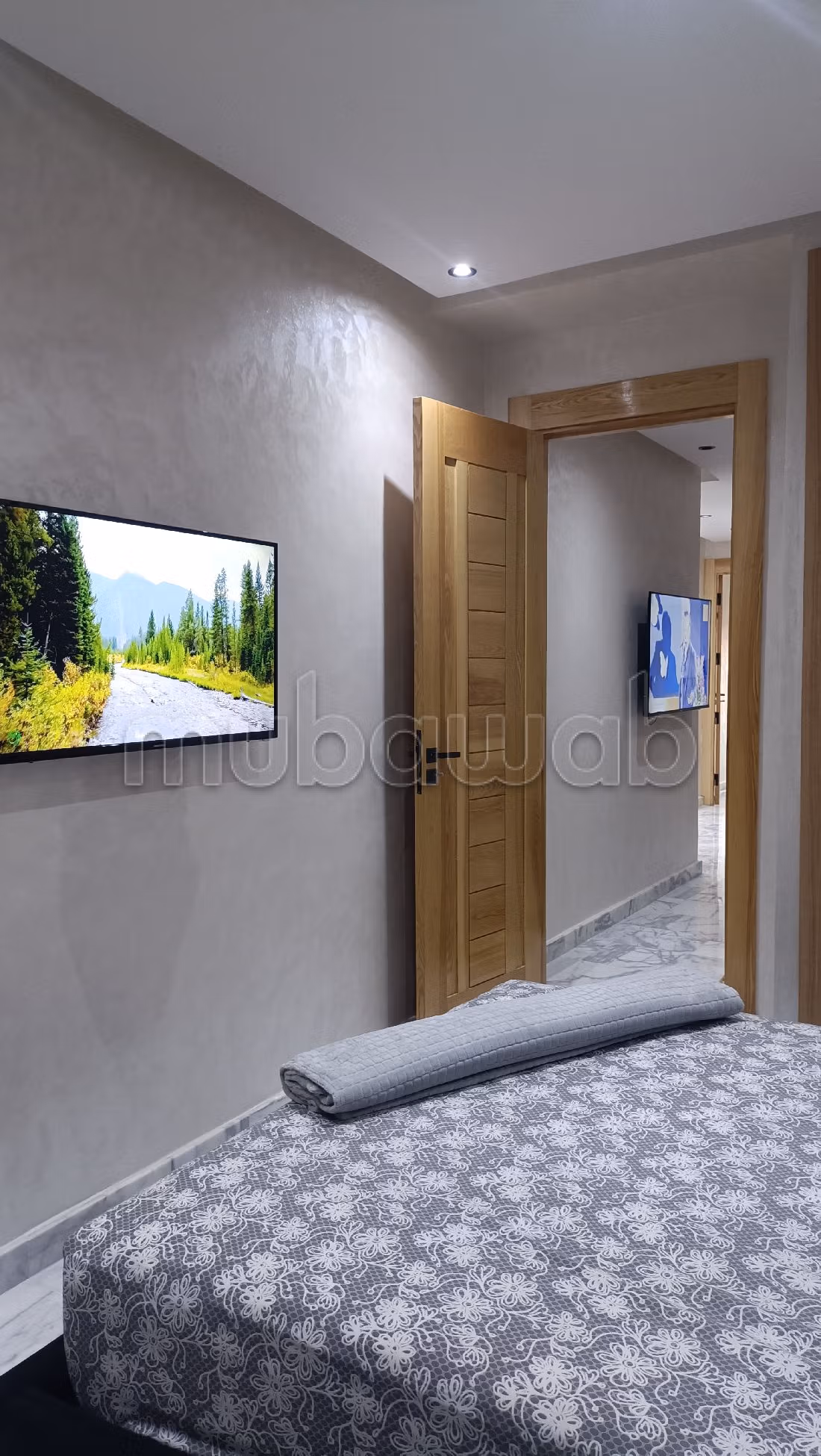 Splendido appartamento da affittare a Centre ville. 2 camere. Ascensore e terrazzo. 
