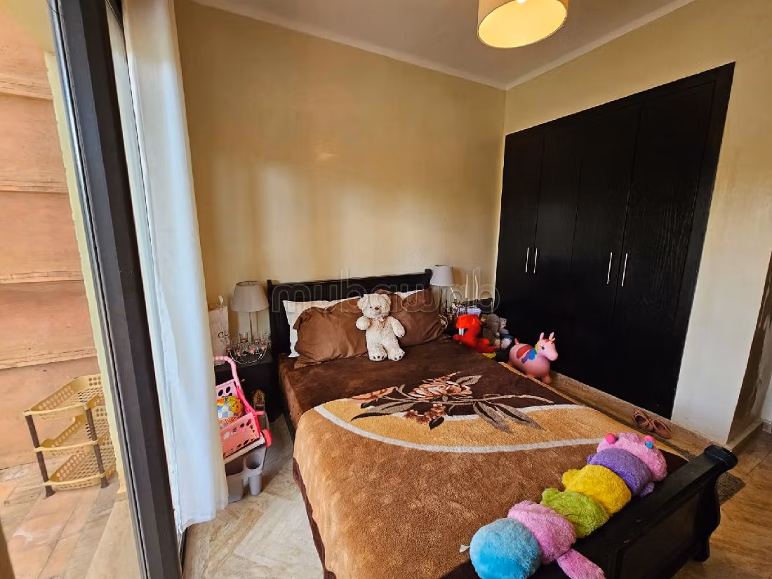 Luxury home for sale in Route de Fez. 3 lovely rooms. Caretaker available, Large swimming pool