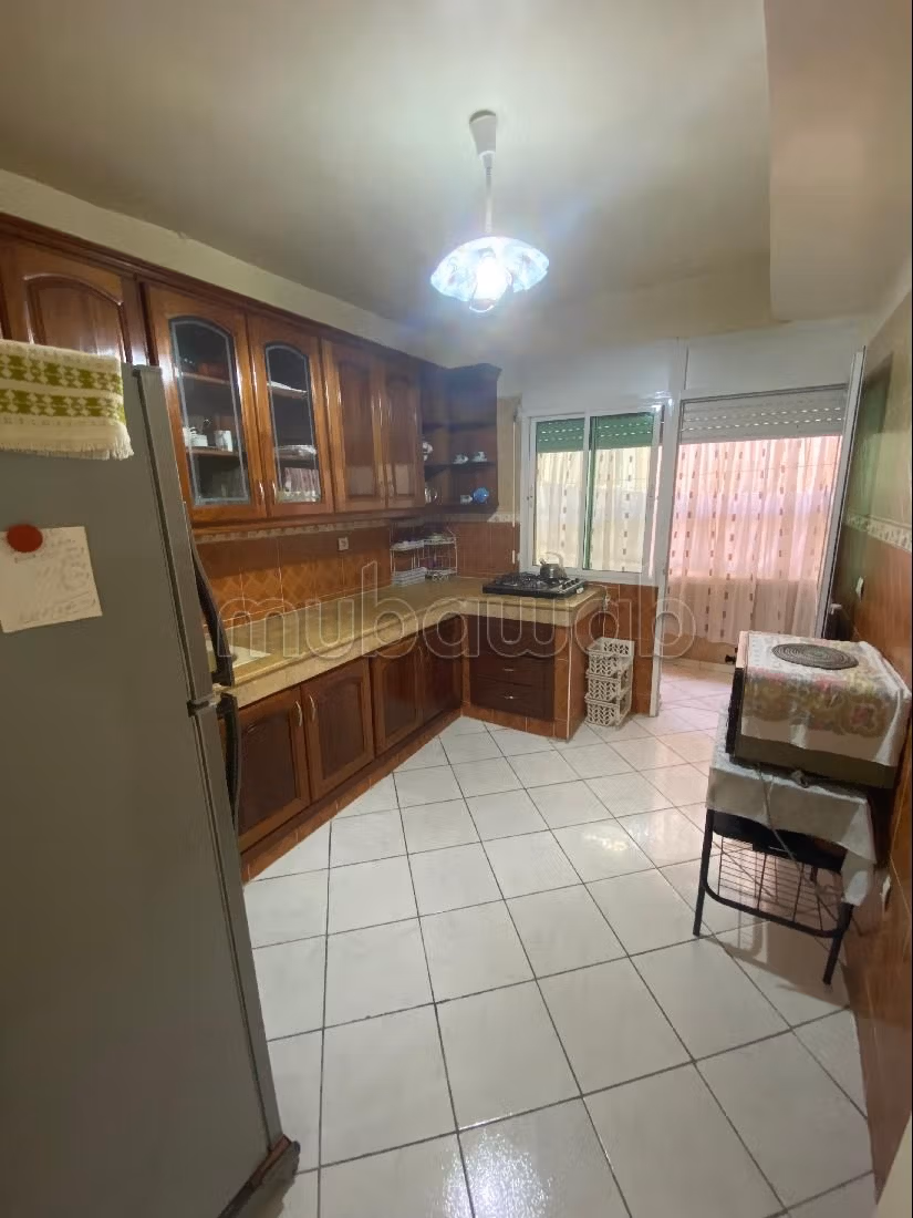 Te koop: appartementen in Mimosas. Oppervlakte 105 m². Marokkaanse woonkamer en satellietschotel.