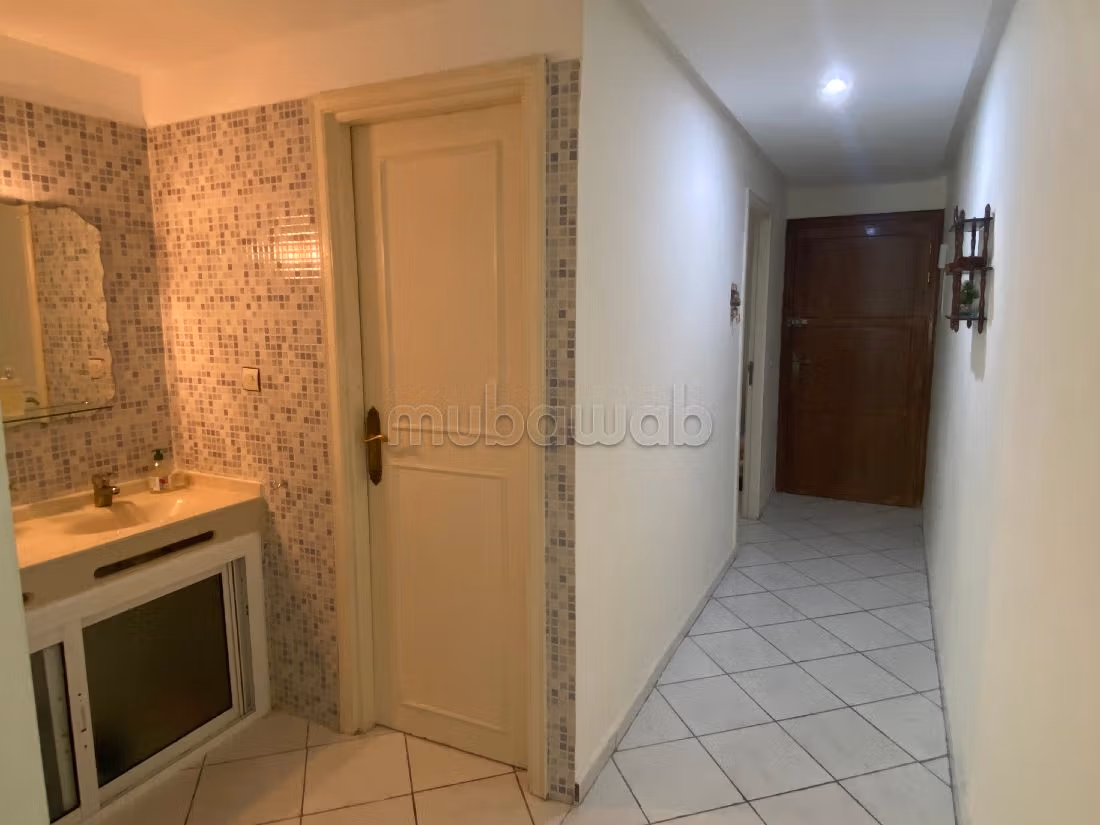 Te koop: appartementen in Mimosas. Oppervlakte 105 m². Marokkaanse woonkamer en satellietschotel.