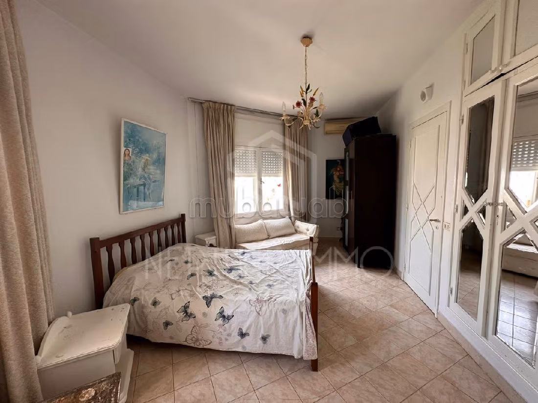 Maestosa villa in affitto a La Marsa. 3 camere. Camino e piscina. 