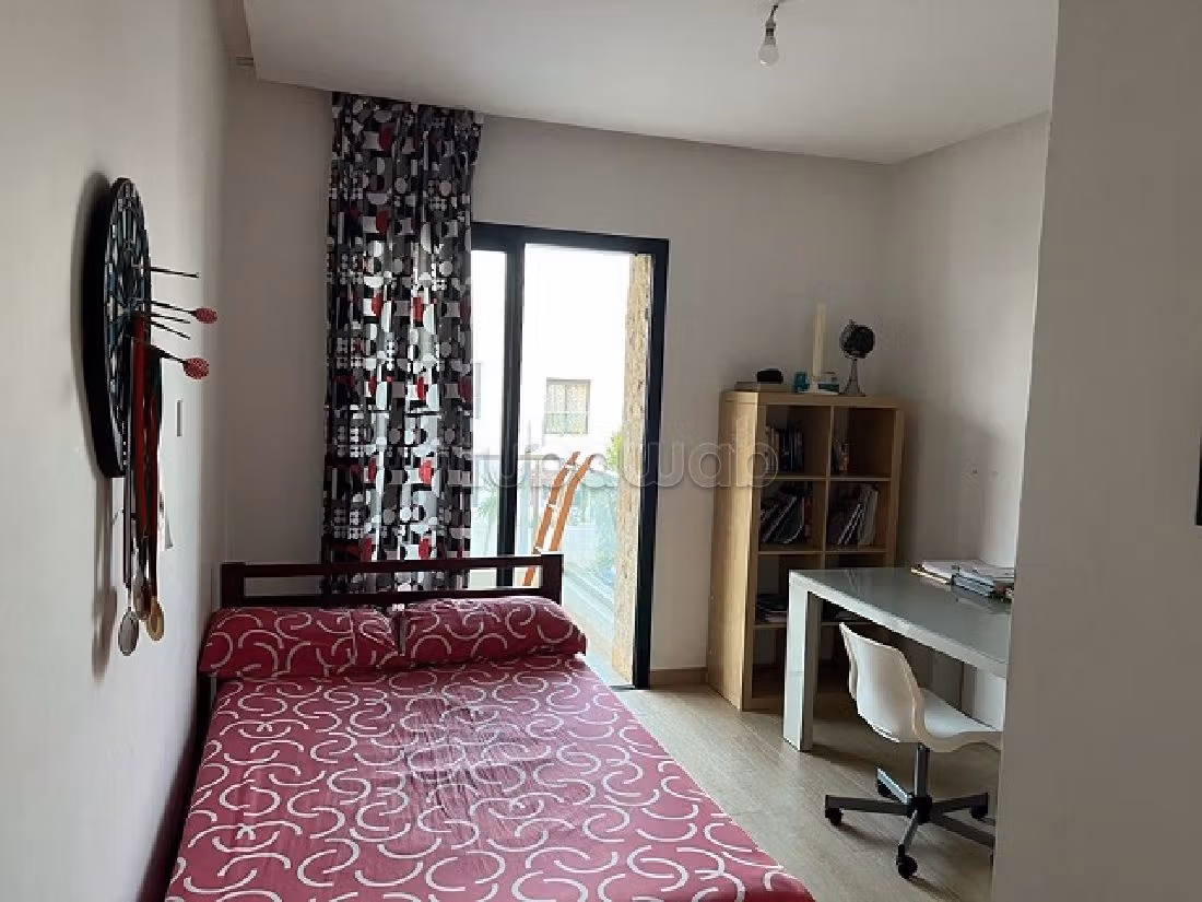 Preciosa villa en alquiler. 8 habitaciones. Hermosa terraza y jardín