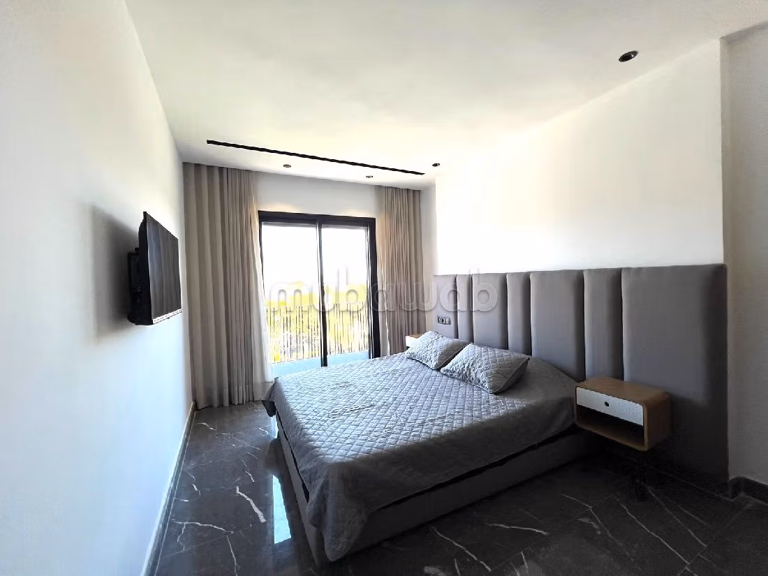 استئجار شقة ب لارميطاج. المساحة الكلية 50 م². مصعد وشرفة. 