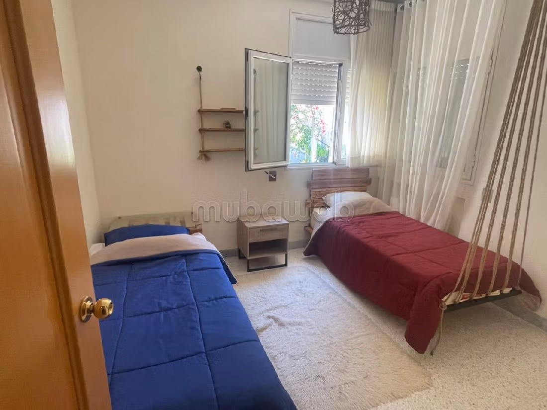 Vendita di uno splendido appartamento a Cité El Khalil. 3 camere. Arredato
