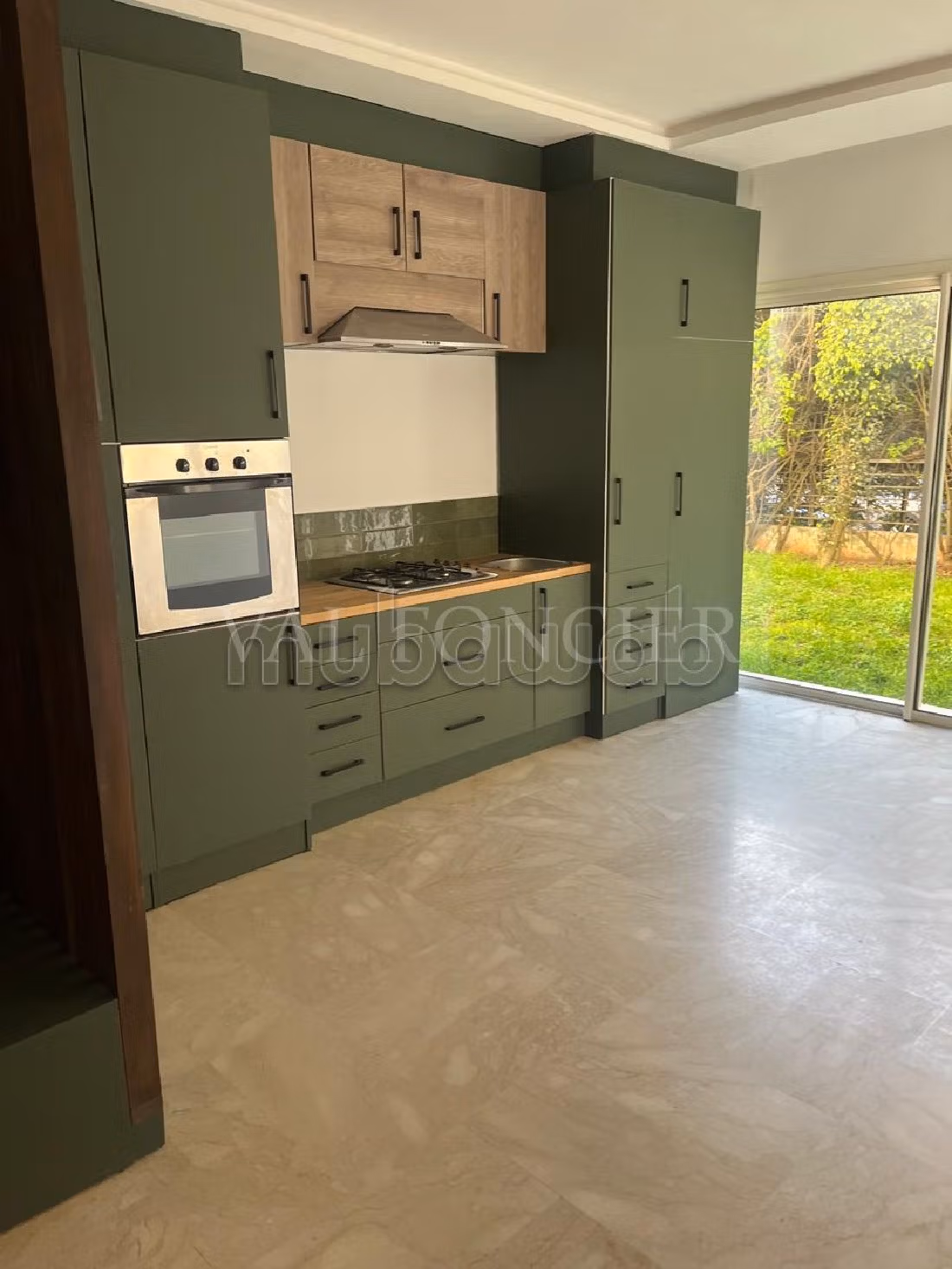 Location superbe appartement rez de jardin 3chambres Ain Diab, Casablanca