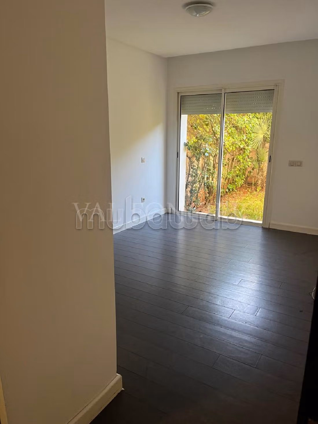 Location superbe appartement rez de jardin 3chambres Ain Diab, Casablanca