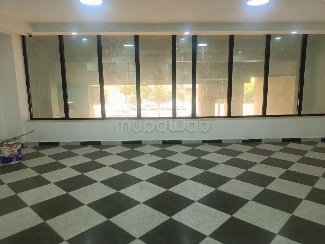 Un grand magasin à Boulevard Abdelkrim El Khattabi
