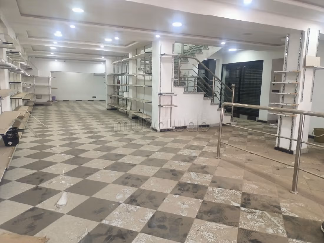 Un grand magasin à Boulevard Abdelkrim El Khattabi