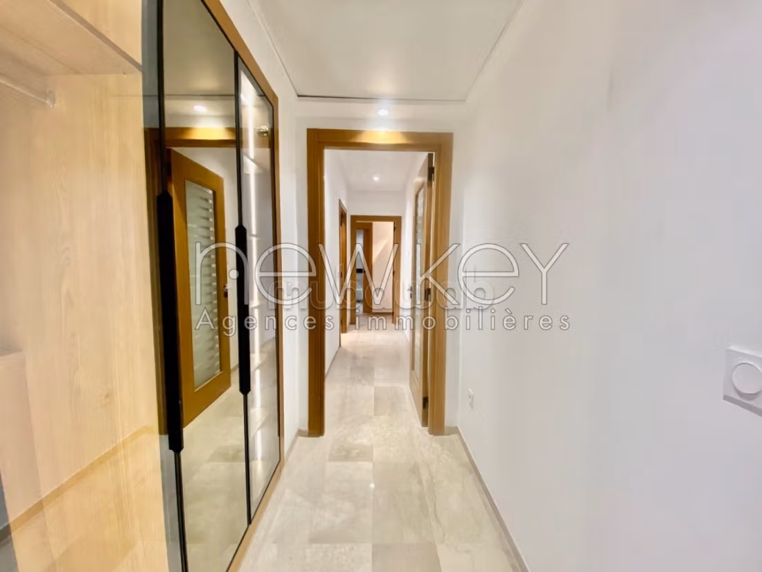 Appartement S2 Neuf avec une suite parentale à vendre aux Jardins de Carthage