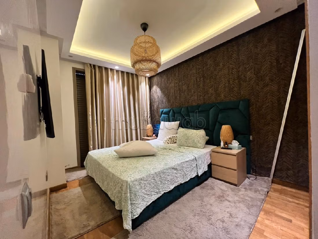 Lujosa villa en alquiler en Ain Diab. 4 hermosas habitaciones. Chimenea funcional, aire condicionado general. 