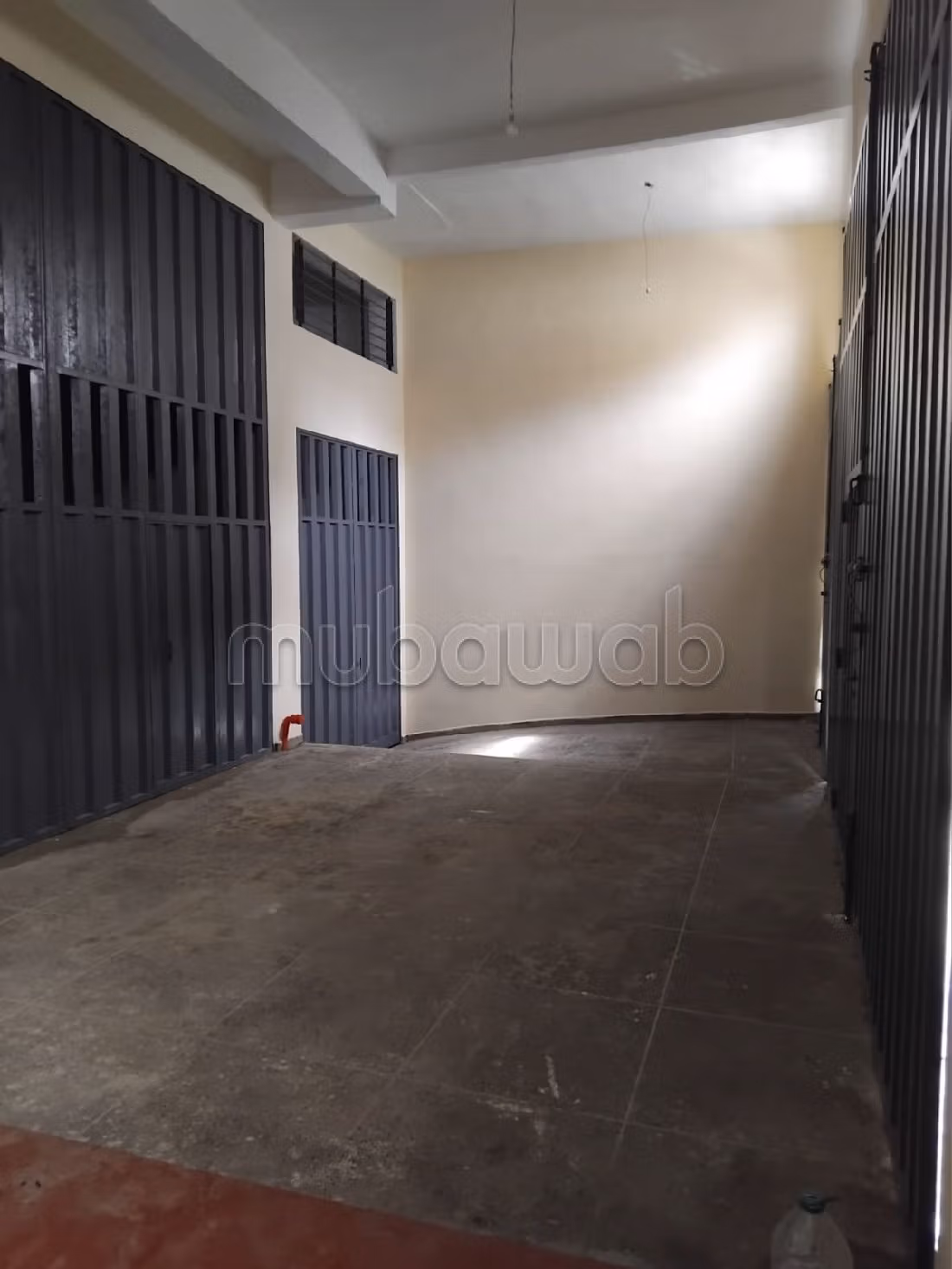 Kantoorruimte te huur in Zone Industrielle Oukacha. Oppervlakte 1350 m².