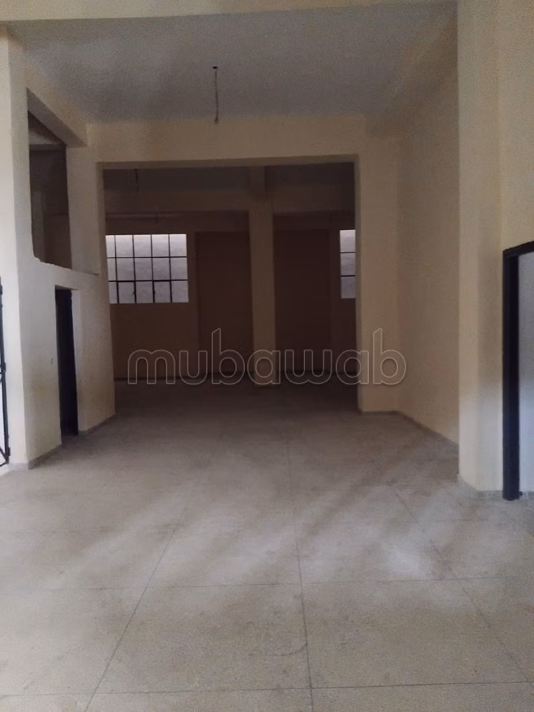 Kantoorruimte te huur in Zone Industrielle Oukacha. Oppervlakte 1350 m².