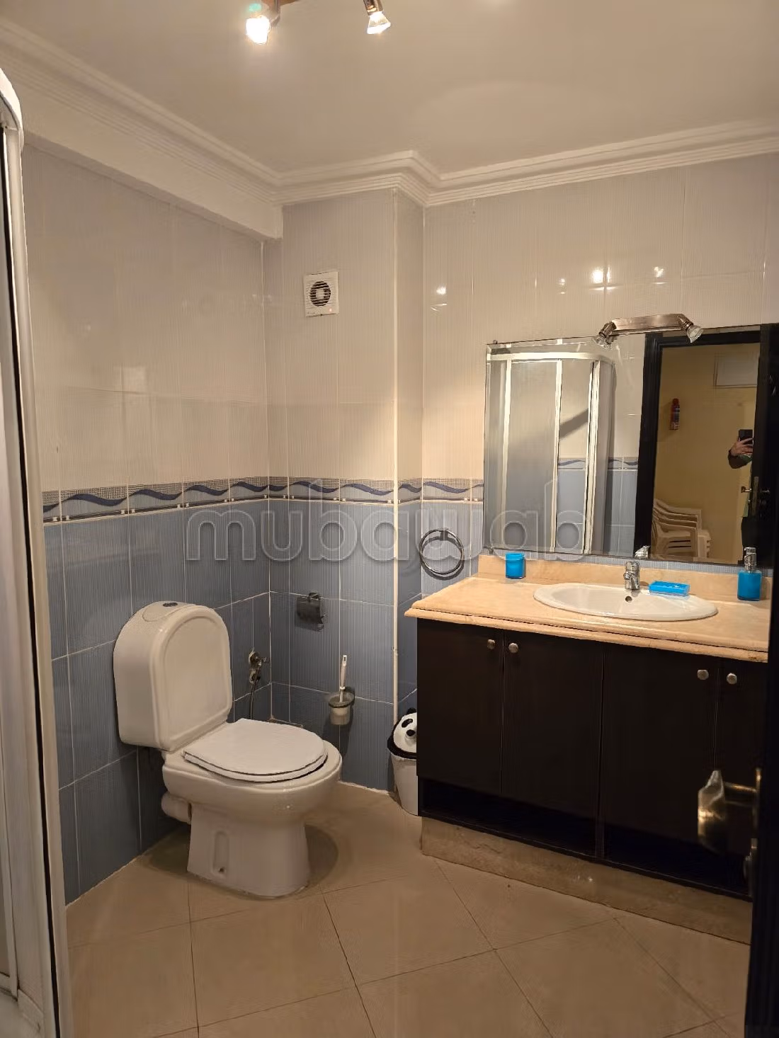 Apartments for rent in La Siesta. Area 134 m². Garden and garage. 