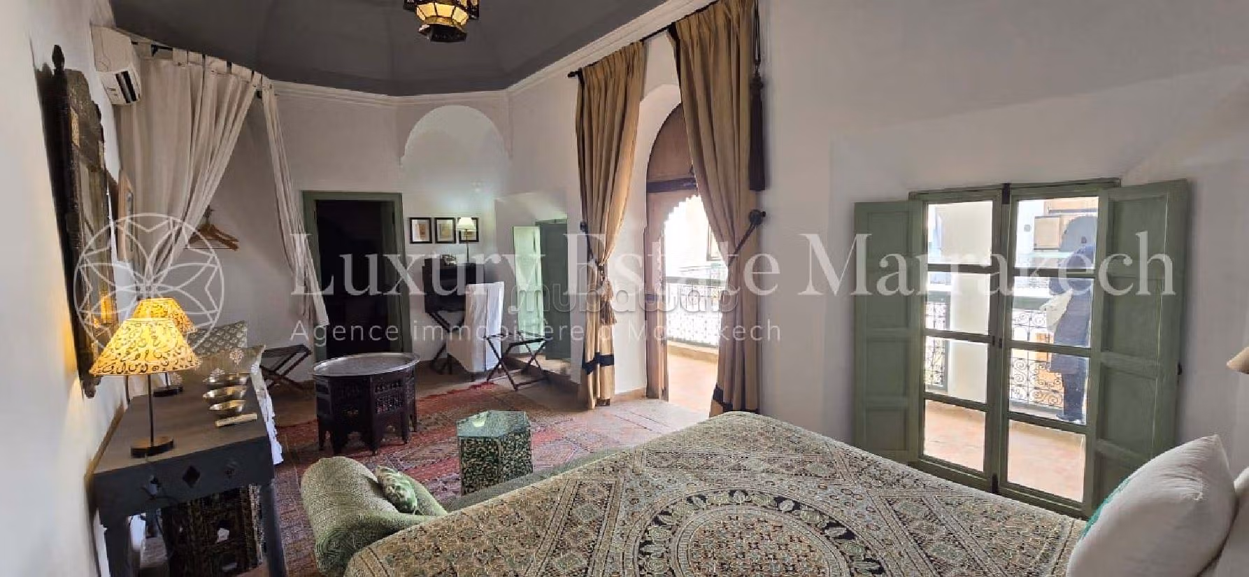 Kopen: riads in Mouassine. Totale oppervlakte 650 m². Volledig gemeubileerd. 