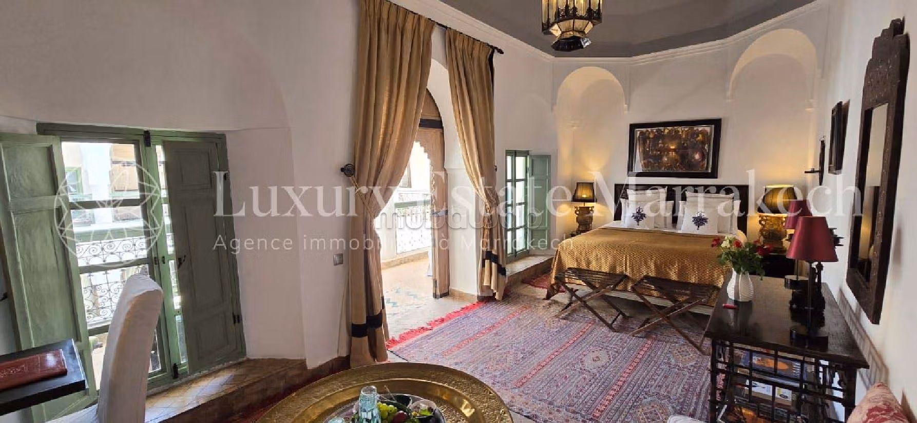 Kopen: riads in Mouassine. Totale oppervlakte 650 m². Volledig gemeubileerd. 