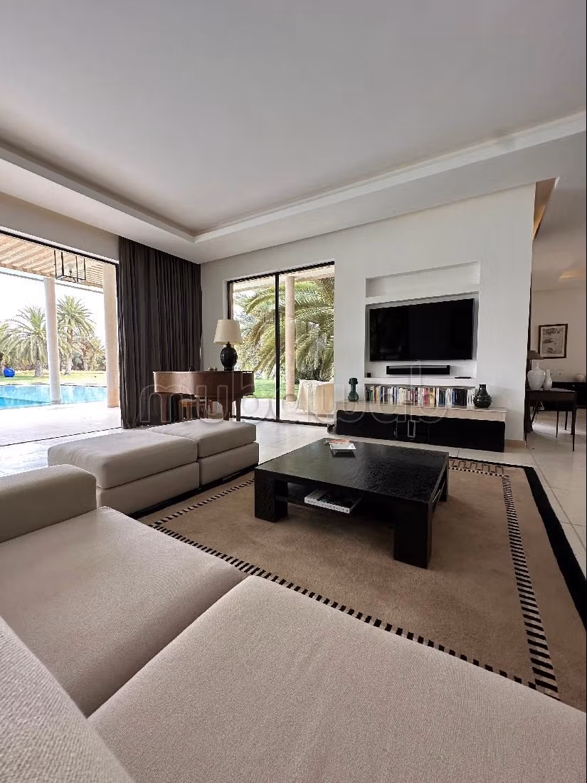 Villa de lujo en venta en Route de l'Ourika. 5 dormitorios. Completamente amueblado. 