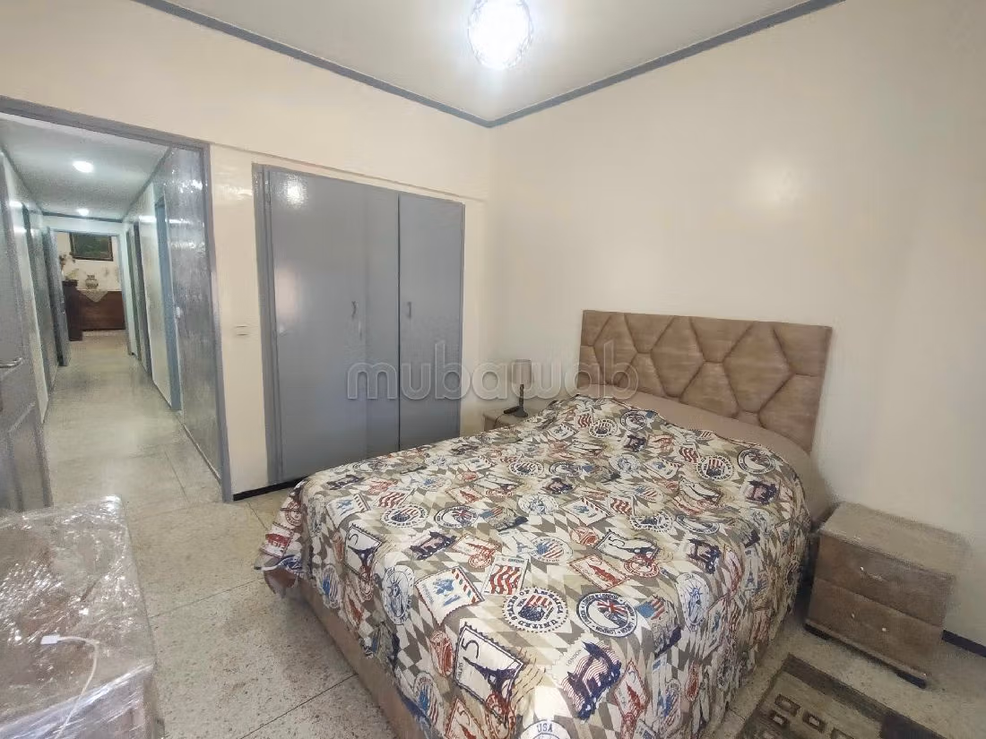 Appartamento in affitto a Maârif. Superficie totale 140 m². Ammobiliato