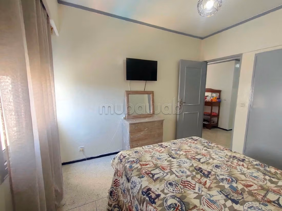 Appartamento in affitto a Maârif. Superficie totale 140 m². Ammobiliato