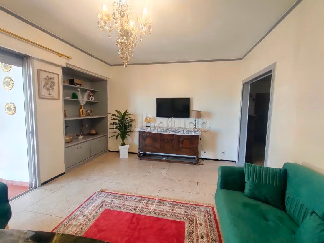 Appartamento in affitto a Maârif. Superficie totale 140 m². Ammobiliato
