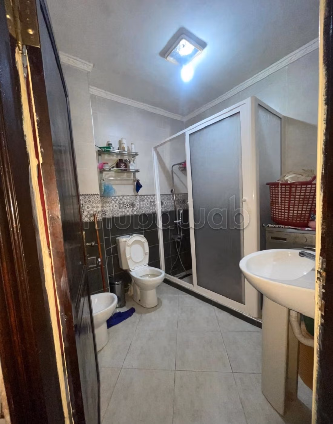 Superbe appartement à vendre à Route Nationale Assilah (N1). Surface totale 107 m². 