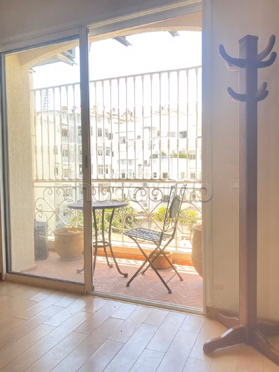 Beautiful apartment for sale in Maârif Extension. 7 large living areas. Lift and parking