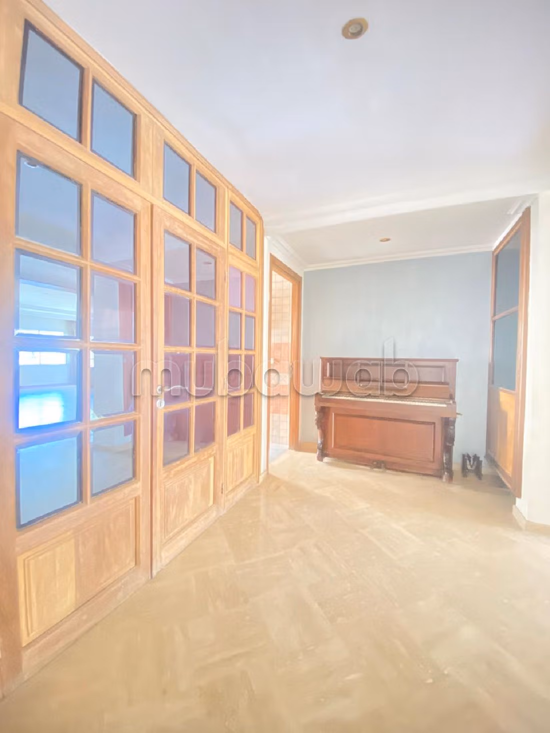 Beautiful apartment for sale in Maârif Extension. 7 large living areas. Lift and parking