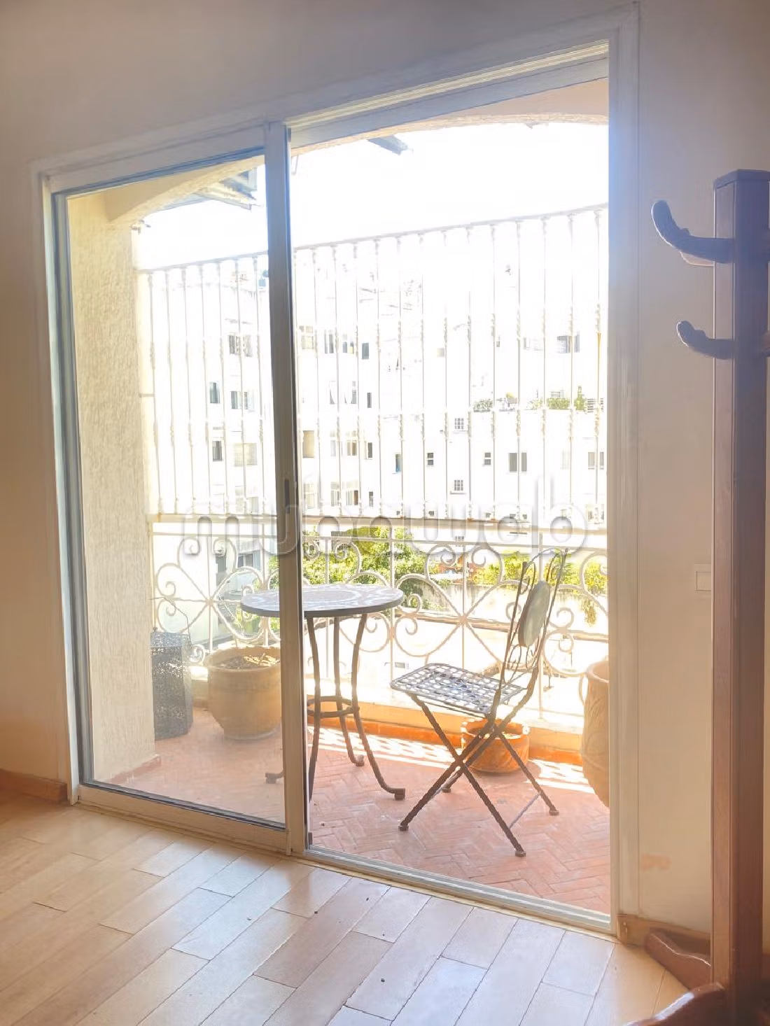 Beautiful apartment for sale in Maârif Extension. 7 large living areas. Lift and parking