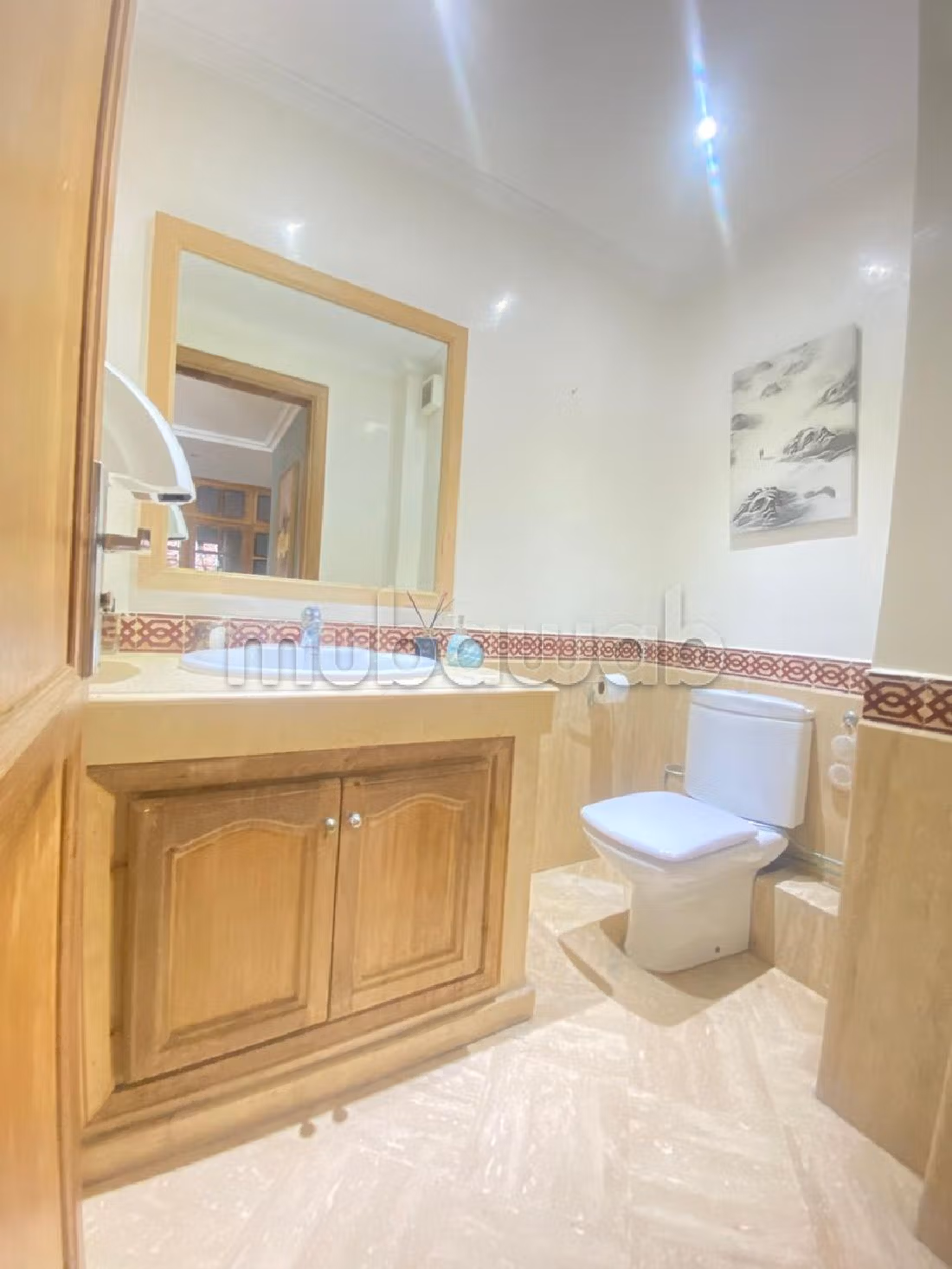 Beautiful apartment for sale in Maârif Extension. 7 large living areas. Lift and parking