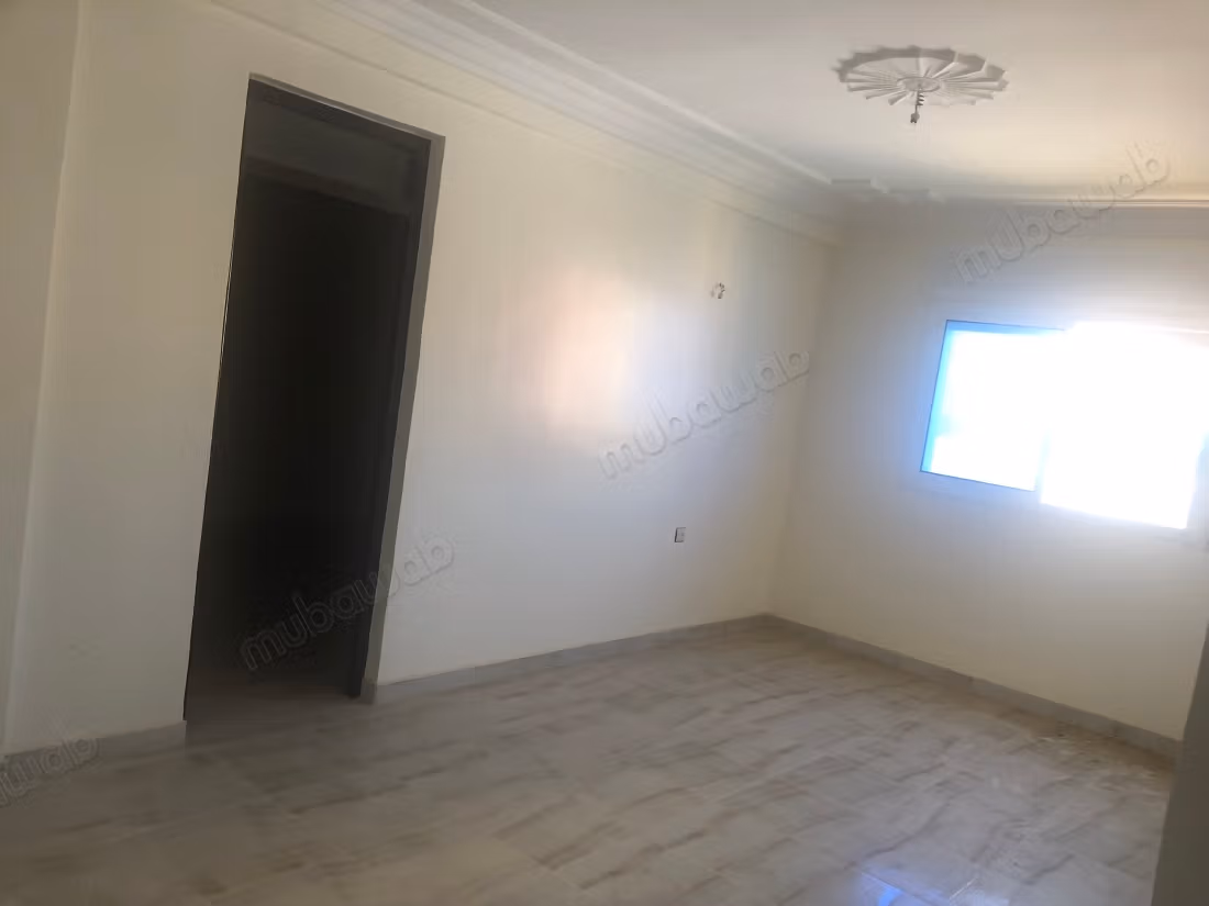 Casa en venta. 1 Habitación. Puerta pesada, salón tradicional