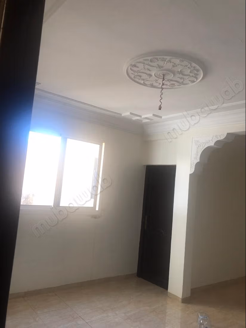 Casa en venta. 1 Habitación. Puerta pesada, salón tradicional