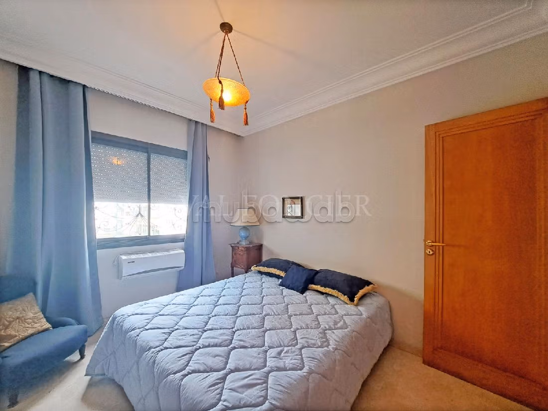 Very nice apartment for rent in Racine. Area 110 m². Well furnished