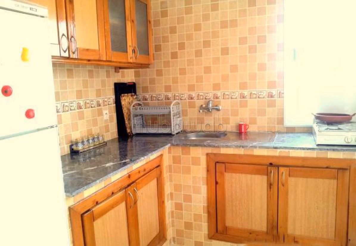 شقة رائعة للبيع بمرتيل. 3 غرف رائعة. مفروشة