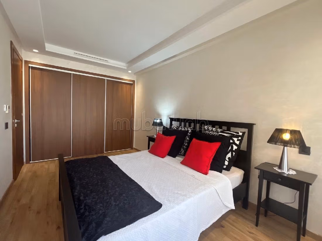 Piso en alquiler en Anfa. 2 habitaciones confortables. Bien decorado.