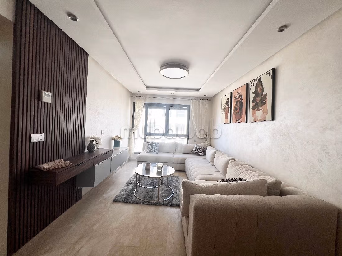 Encuentra un piso en alquiler en Casablanca Finance City. 2 hermosas habitaciones. Ascensor y terraza.