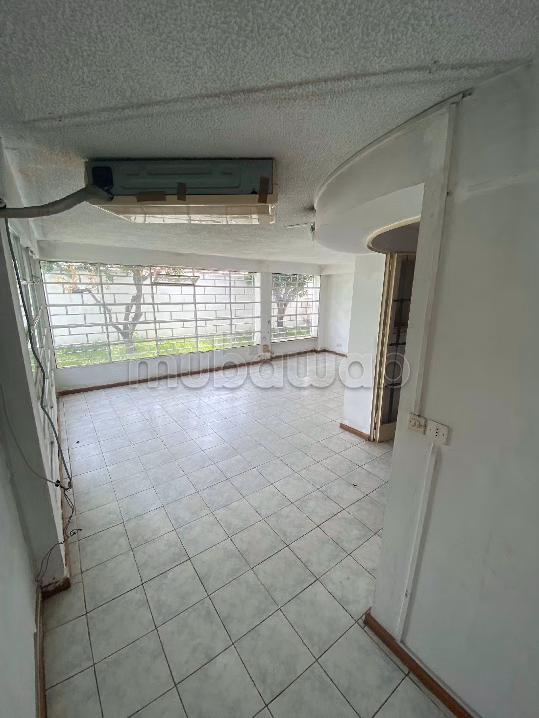 Villa à Vendre de 514.0 m² à Rabat, Haut Agdal