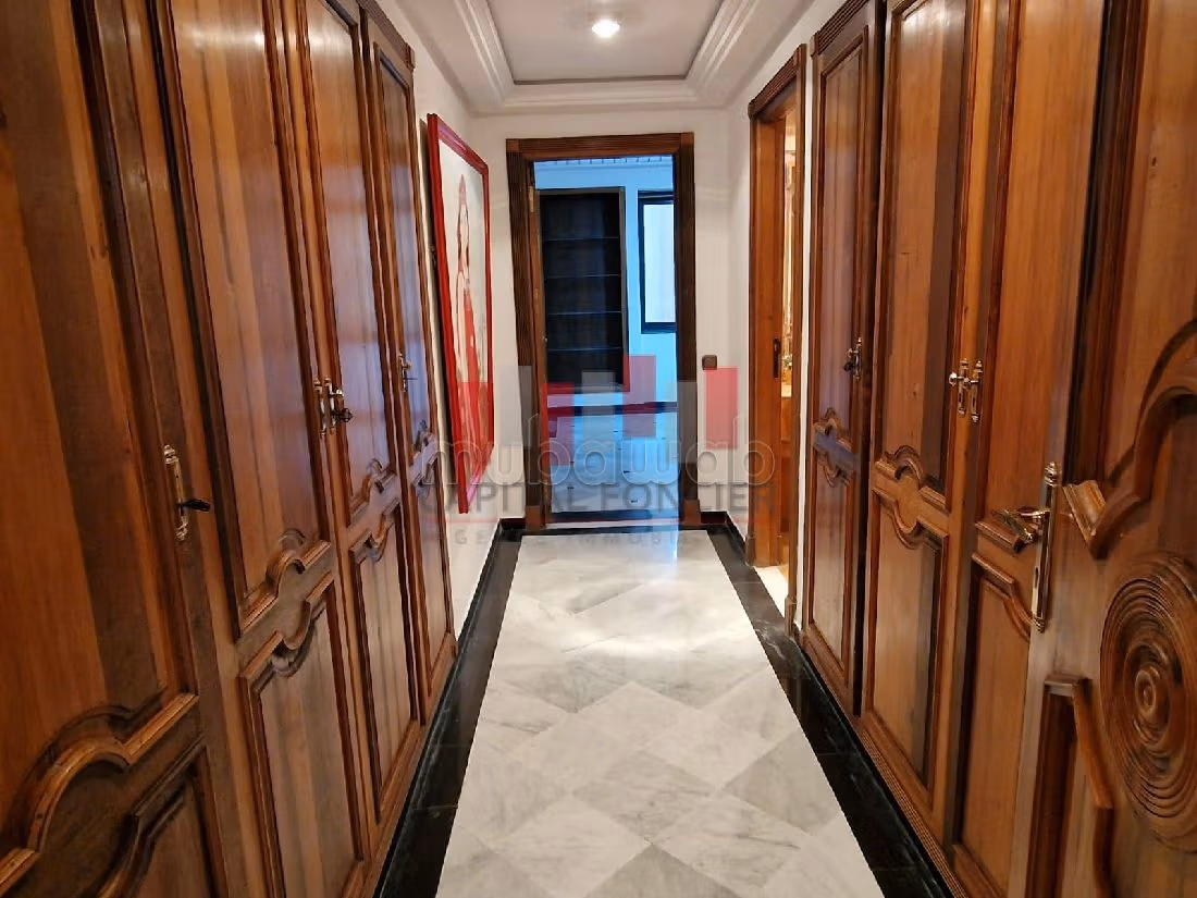 Appartement 280 m² à Racine — 9
