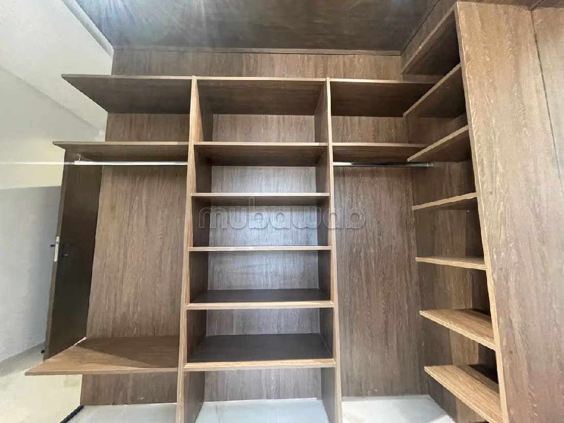 Sell apartment in La Soukra. 2 lovely rooms. New furniture