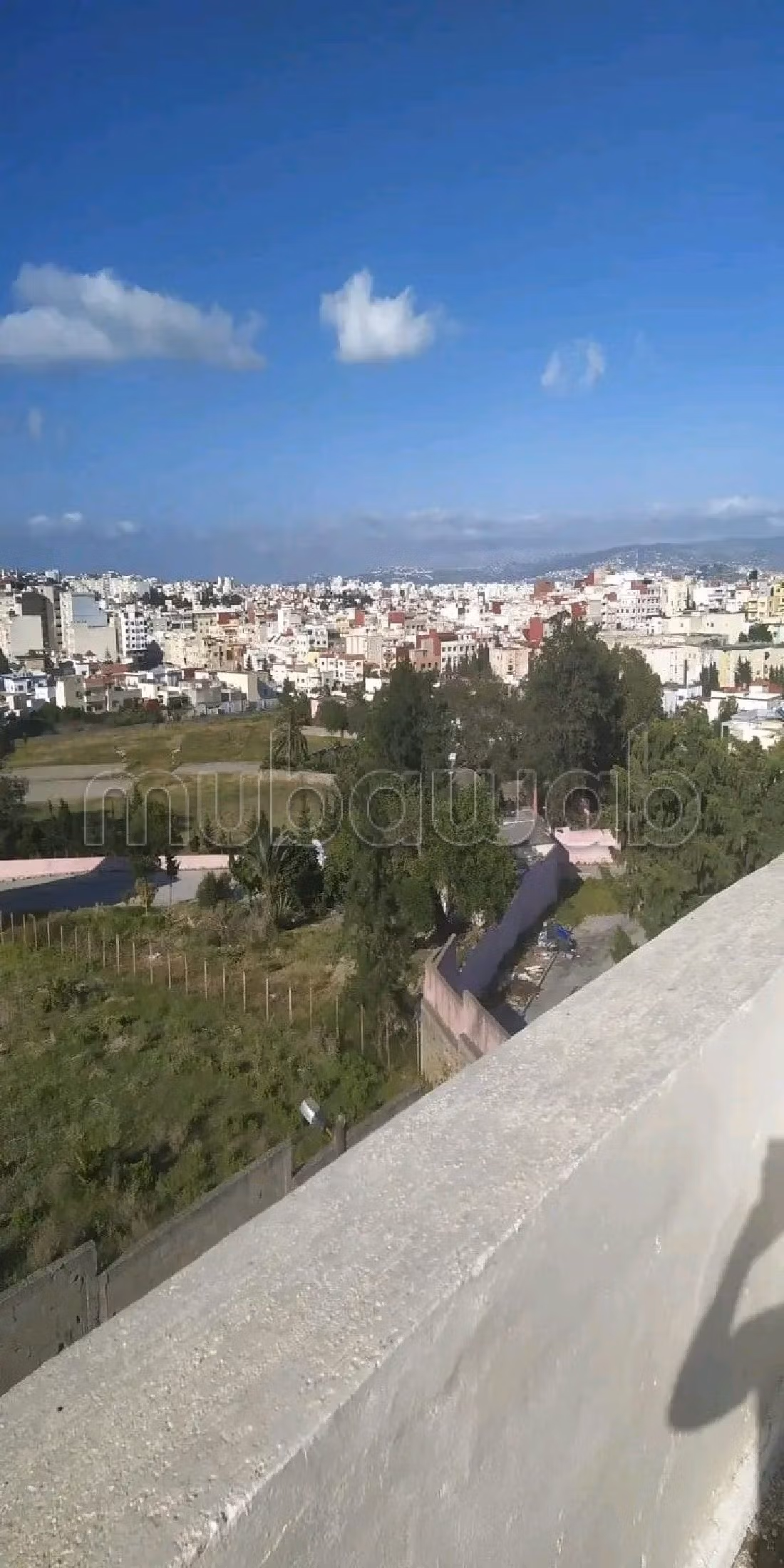 Villa de alto standing en venta en Mister Khouch. 5 habitaciones confortables. con muebles.